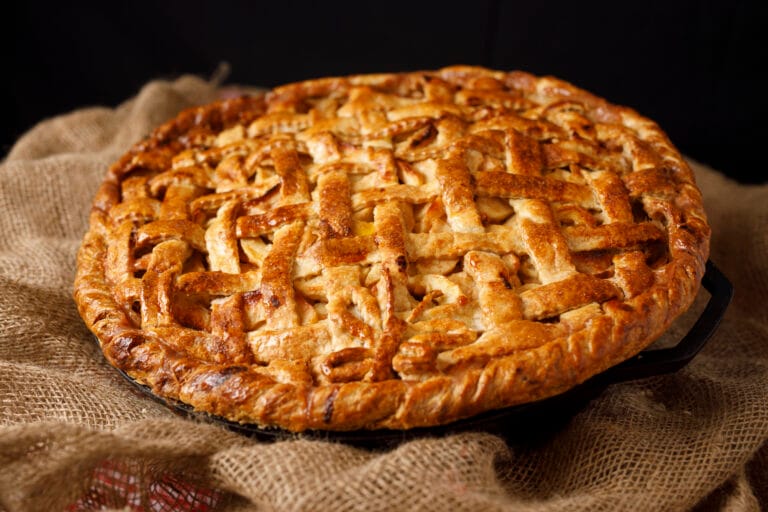 25lb apple pie from the spotlight bakery at dollywood