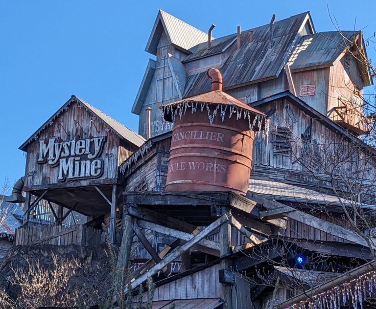 Image of the Mystery Mine ride at Dollywood