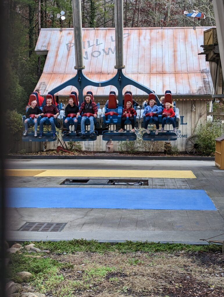 Barnstormer ride at Dollywood