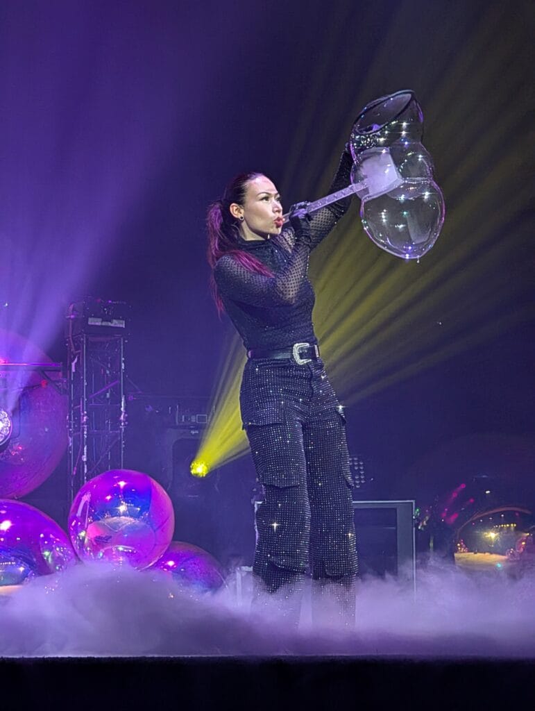 Melody Yang at the Gazillion Bubble Show at Dollywood