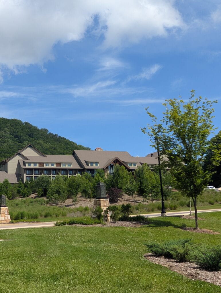 Rope Drop at Dollywood: How Staying at a Dollywood Resort Elevates the Experience 7 Outside of HeartSong Lodge and Resort in Pigeon Forge, TN Photo Credit: Lindsay Harvey