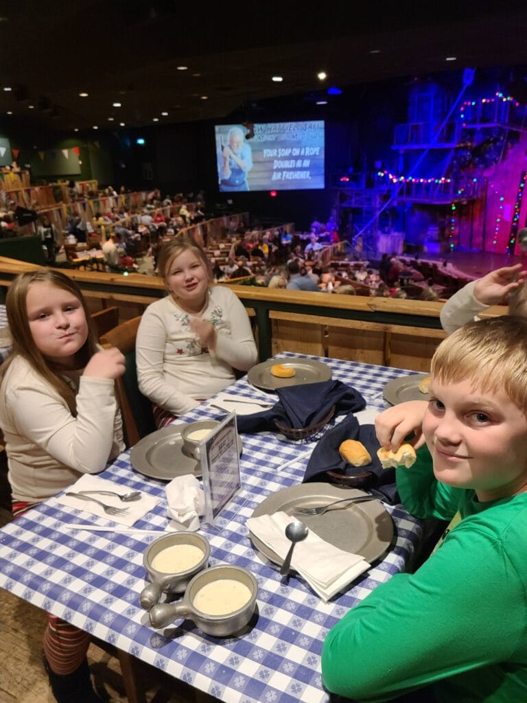 Children at the table Hatfield and McCoy Dinner Feud: Photo Credit: Lindsay Harvey-Simply Touring