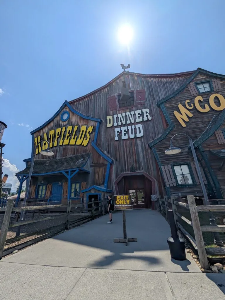Hatfield and McCoy Dinner Feud Exterior Photo Credit: Lindsay Harvey-Simply Touring