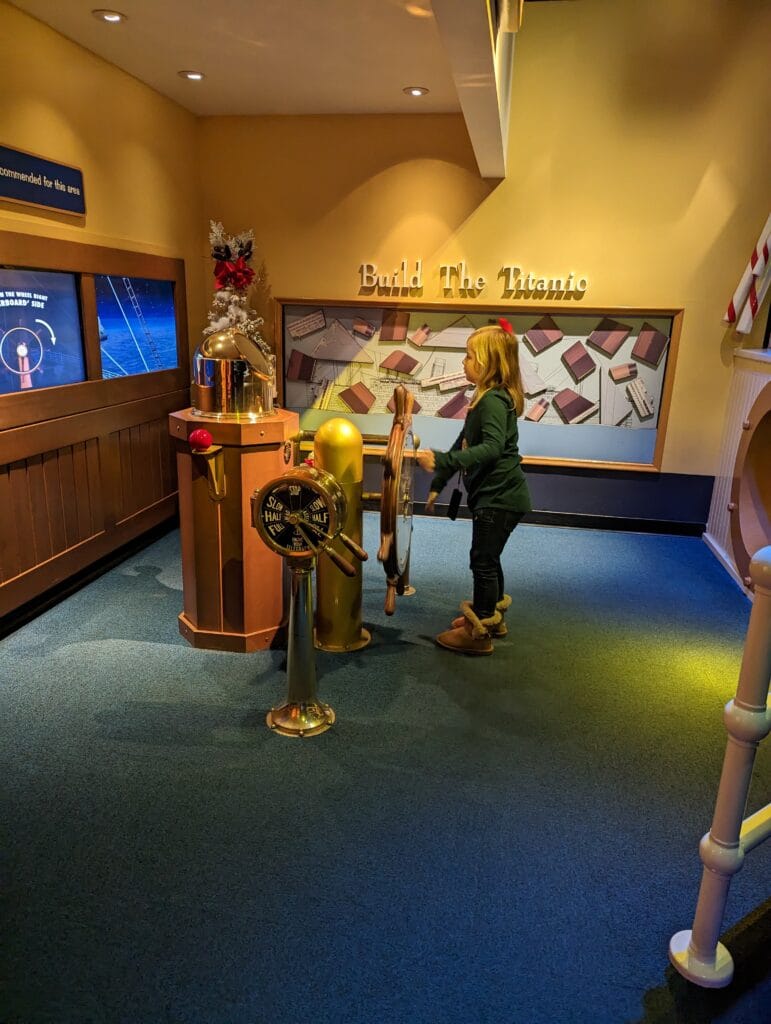 Children at an exhibit at Titantic Museum in Pigeon Forge, TN Photo Credit: Lindsay Harvey-Simply Touring