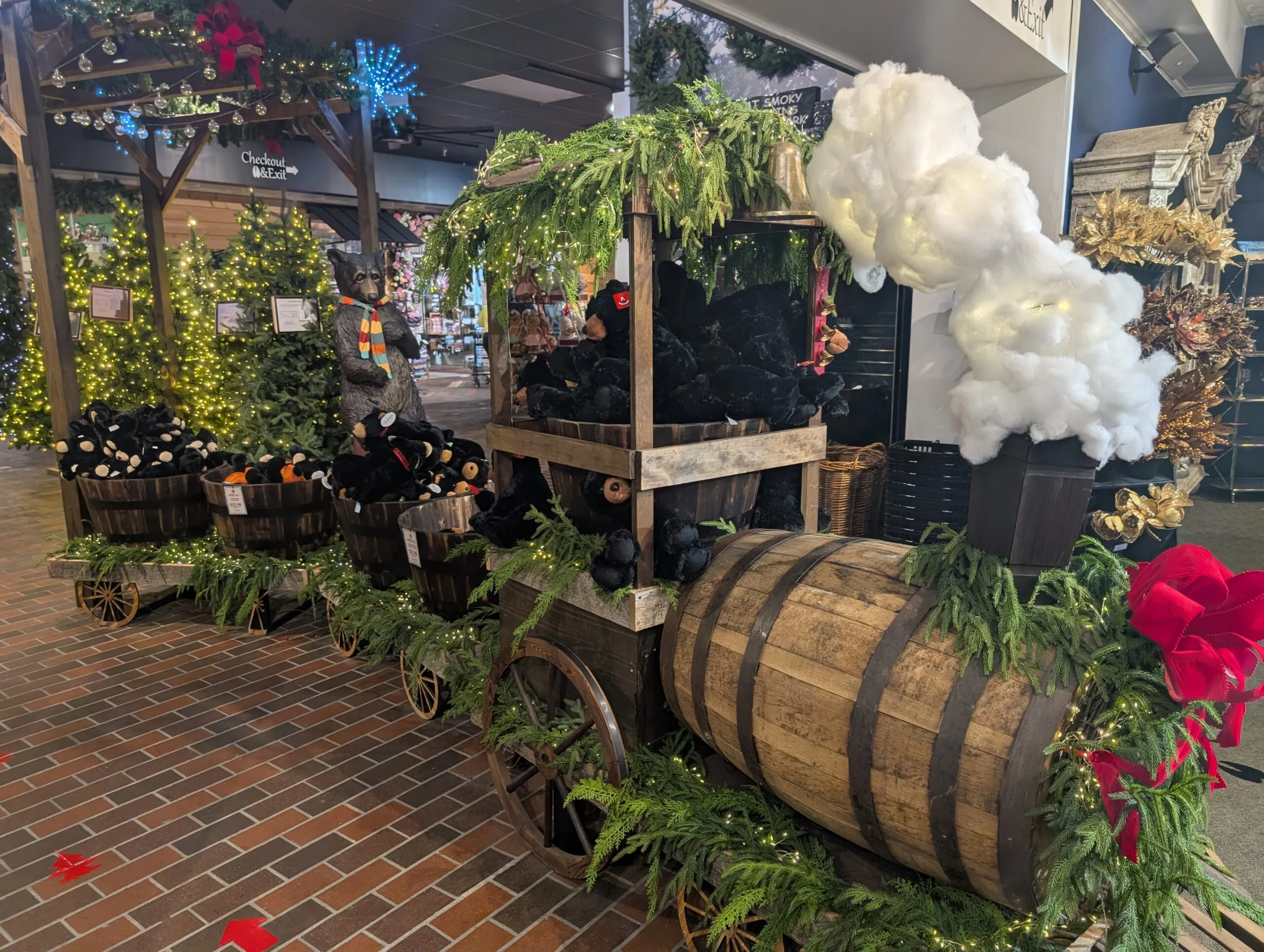 The Incredible Christmas Place: Where Every Day Feels Like Christmas in Pigeon Forge, TN 1 Christmas Train at The Incredible Christmas Place in Pigeon Forge, TN Photo Credit: Lindsay Harvey