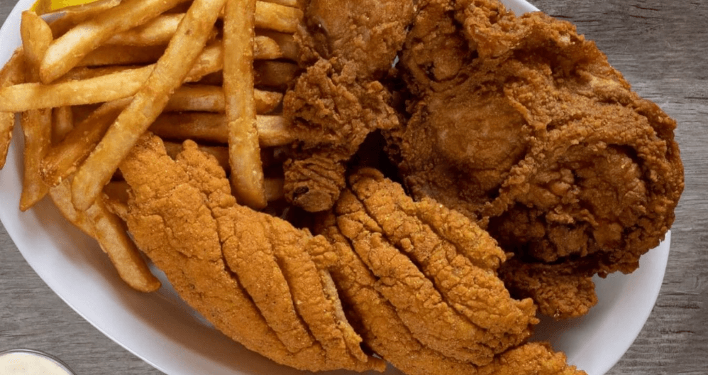 Huck Finn’s Catfish in Pigeon Forge: A Southern Feast the Whole Family Will Love 3 Huck Finn's Catfish
Photo Credit: Huck Finn's