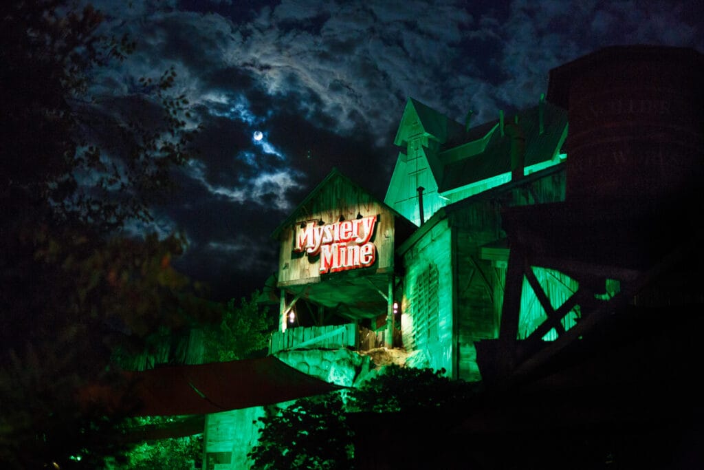 Great Pumpkin LumiNights-Dollywood