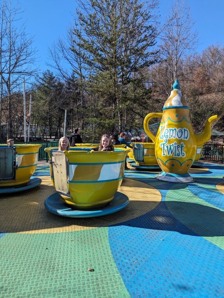 Country Fair at Dollywood: Rides, Nostalgia & Classic Fun for the Whole Family 7 Lemon Twist in Country Fair at Dollywood