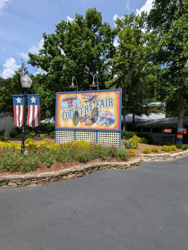 Sign in Country Fair at Dollywood